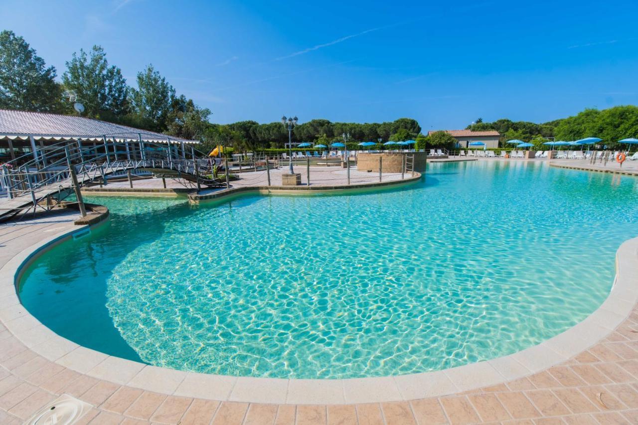 Camping Le Palme Marina Di Bibbona Extérieur photo